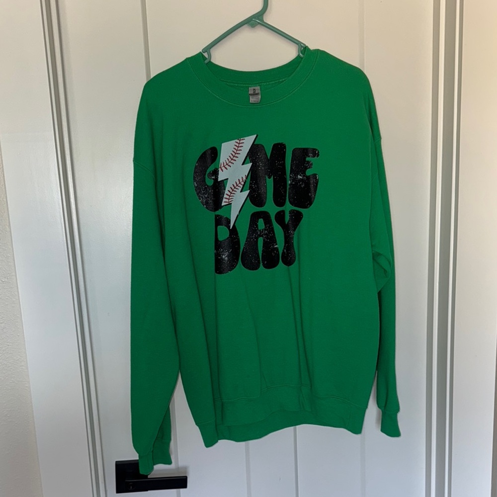 Vibrant Kelly Green Graphic Sweatshirt